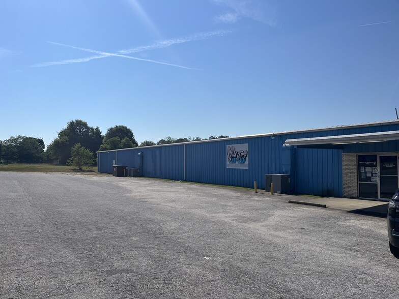 Primary Photo Of 2310 River Rd, Piedmont Skating Rink For Sale