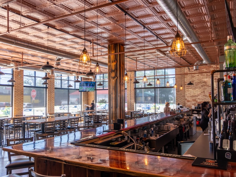 More Photos Of 794 Pine St, Muskegon General Retail For Sale