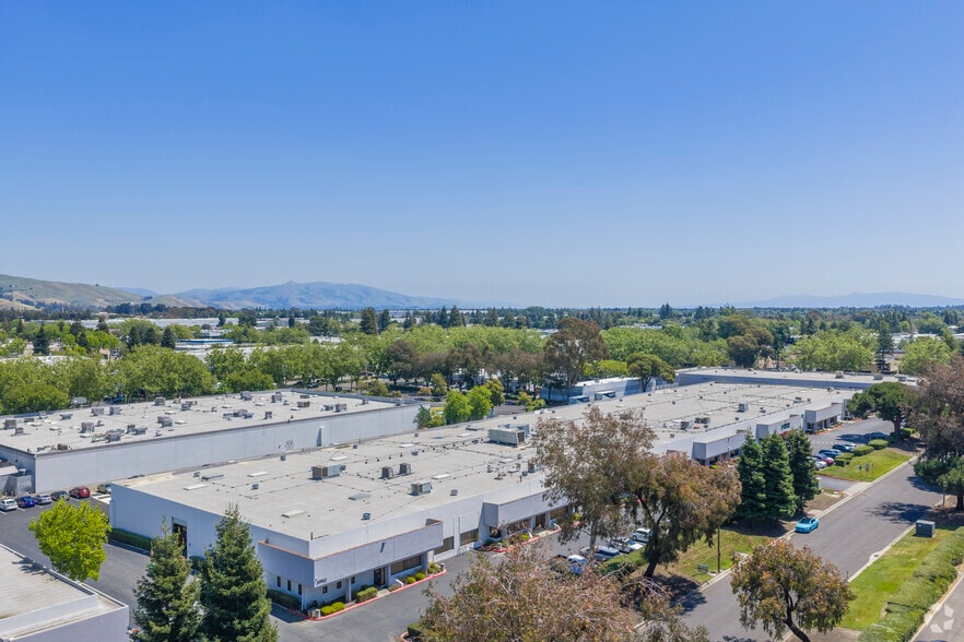 More Photos Of 1495-1497 Zephyr Ave, Hayward Unknown For Lease