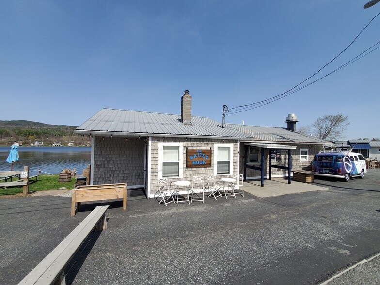 More Photos Of 83 NH Route 4A, Lebanon Restaurant For Sale