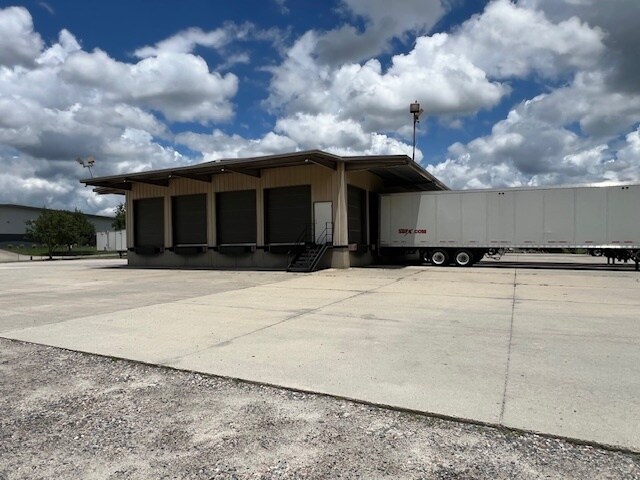 More Photos Of 604 Inderneer Dr, Kernersville Truck Terminal For Lease