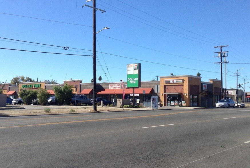 More Photos Of 8232-8254 White Oak Ave, Northridge Freestanding For Sale