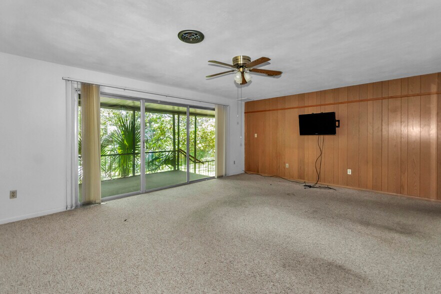 More Photos Of 625 E Melbourne Ave, Melbourne Land For Sale
