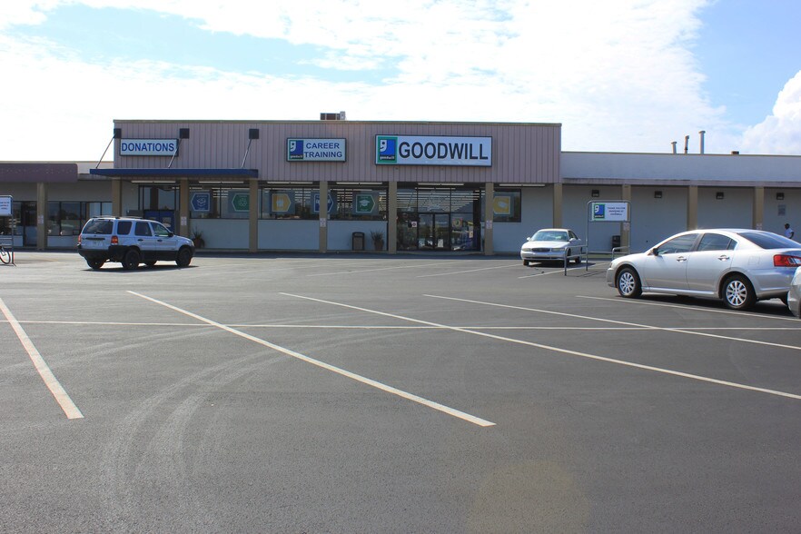 More Photos Of 1509 W Jefferson St, Quincy Unknown For Lease