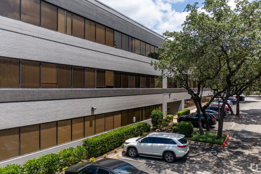 More Photos Of 13706 Research Blvd, Austin Office For Lease