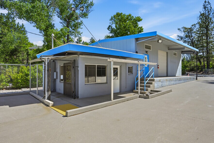 More Photos Of 1025 Idaho Maryland Rd, Grass Valley Warehouse For Lease