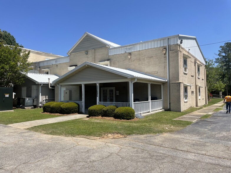 Primary Photo Of 127 S Sixth St, Warner Robins Apartments For Sale