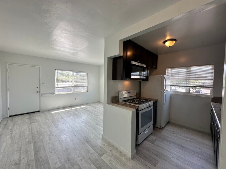 More Photos Of 5502-5506 University Ave, San Diego Apartments For Sale