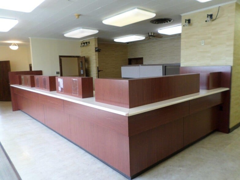 More Photos Of 920 Oak St, Scranton Medical For Sale