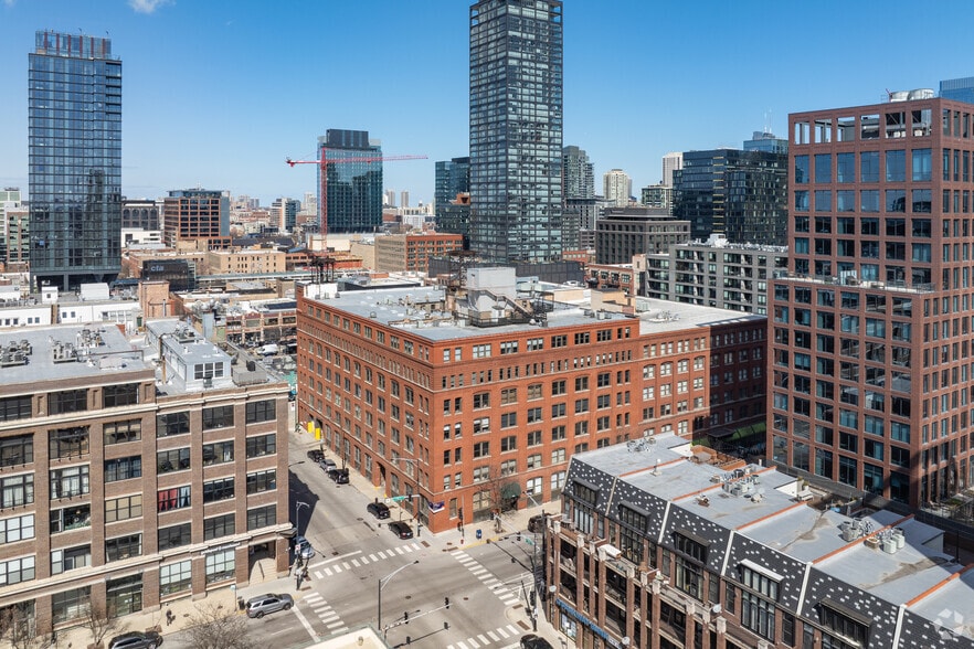 More Photos Of 954 W Washington Blvd, Chicago Office For Lease