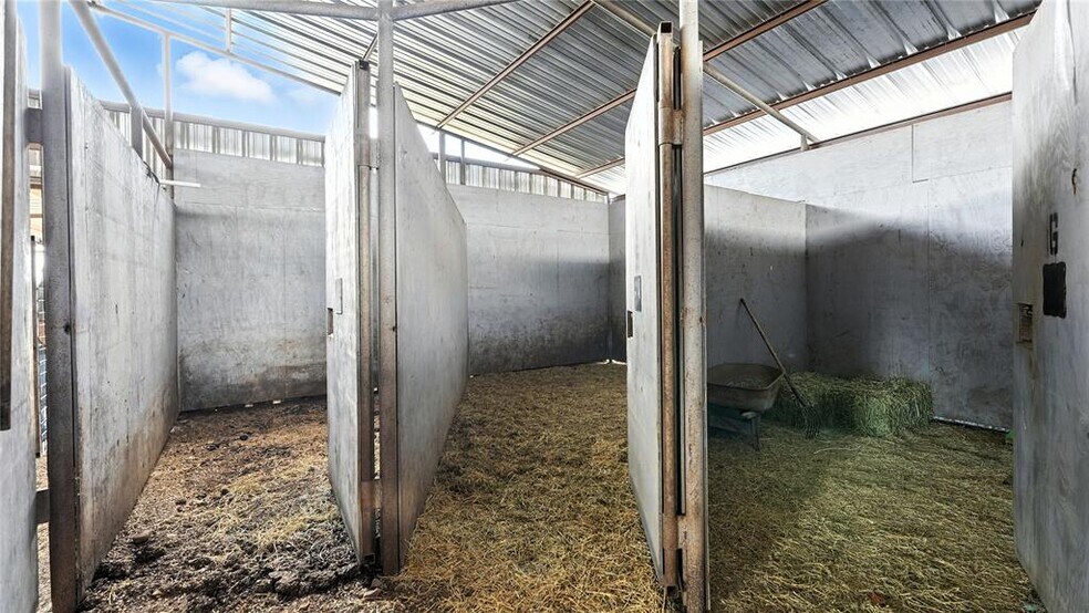 More Photos Of 000 Watterson Rd, Red Rock Land For Sale