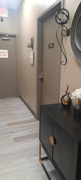 More Photos Of 499 Arrowhead Blvd, Jonesboro Medical For Sale