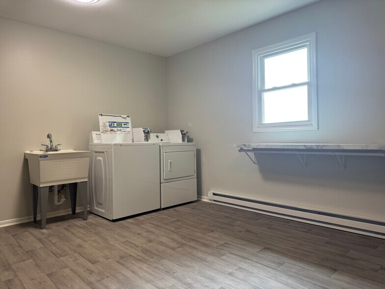 More Photos Of 374 Lynn Dr, Manteno Apartments For Sale