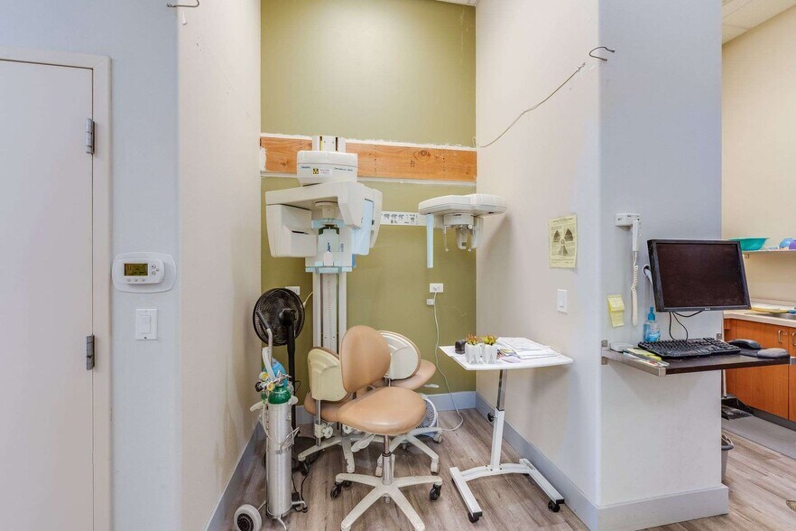 More Photos Of 15401 Hesperian Blvd, San Leandro Unknown For Lease