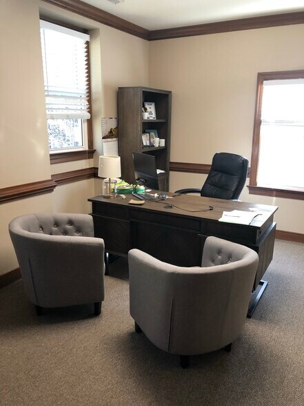 More Photos Of 148-158 Wind Chime Ct, Raleigh Office For Lease