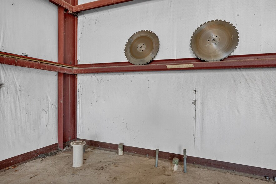 More Photos Of 0 Hwy 80, Mineola Industrial For Sale