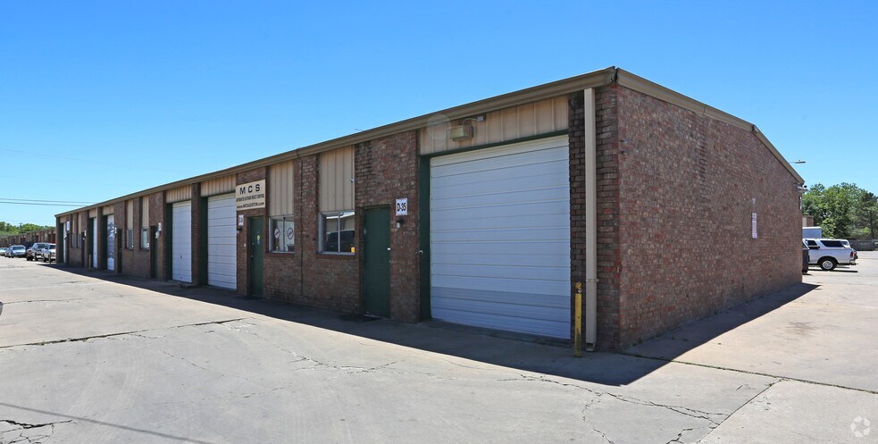 More Photos Of 13200 Pond Springs Rd, Austin Unknown For Lease