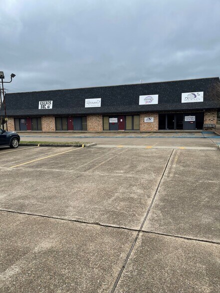 More Photos Of 8856 Youree Dr, Shreveport Office For Lease