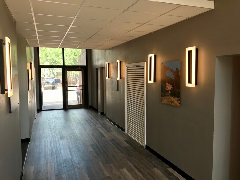 More Photos Of 2132 E Bijou St, Colorado Springs Office For Lease