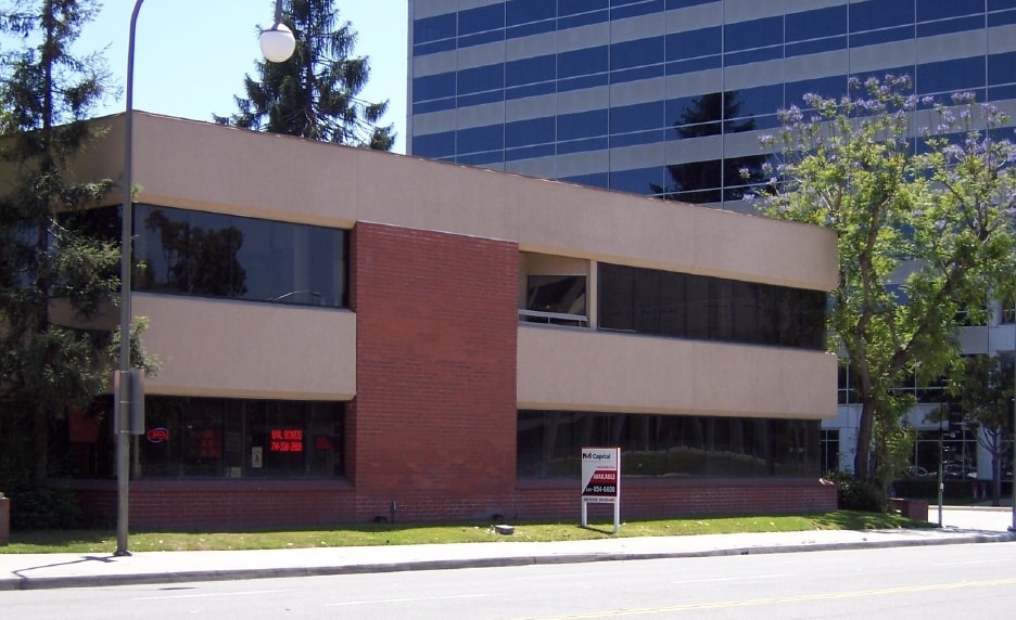 More Photos Of 888 W Santa Ana Blvd, Santa Ana Medical For Sale