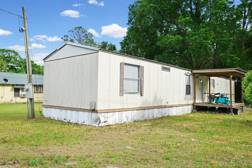 More Photos Of 209 Cannon St, Nahunta Multifamily For Sale