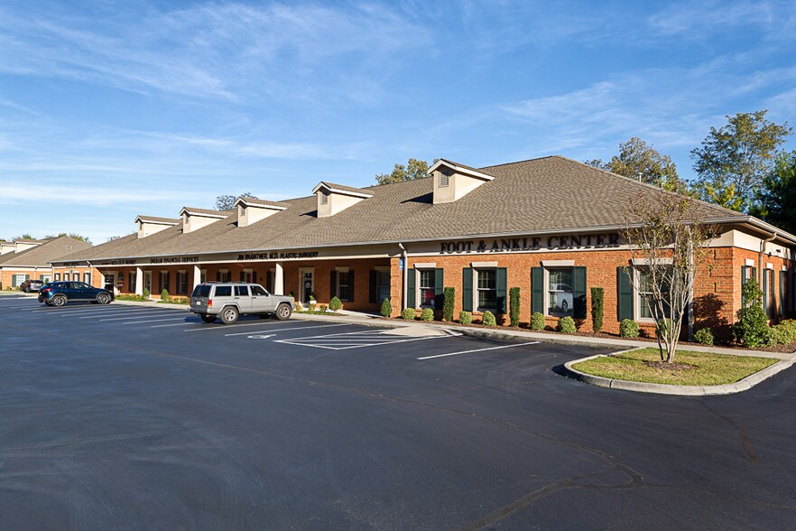 Primary Photo Of 1303 Sunset Dr, Johnson City Medical For Lease