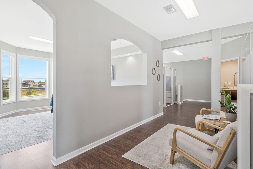 More Photos Of 730 Bayfront Pky, Pensacola Office For Lease