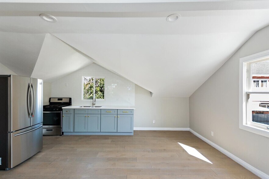 More Photos Of 1703 S Burlington Ave, Los Angeles Apartments For Sale