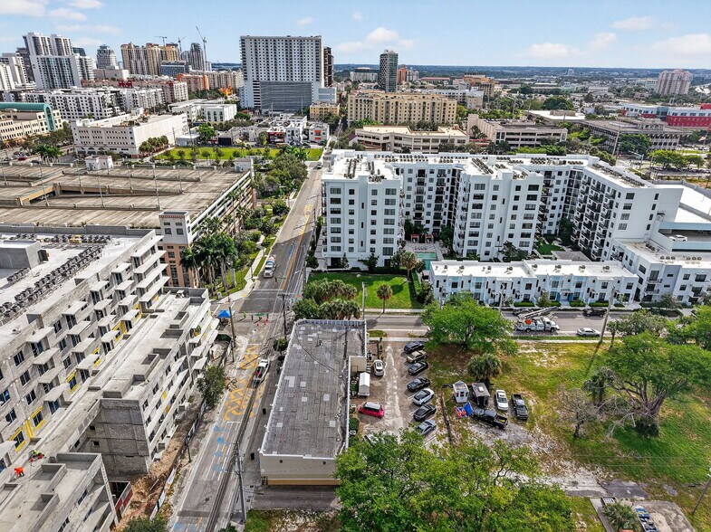 More Photos Of 401-413 N Rosemary Ave, West Palm Beach, West Palm Beach Office For Sale