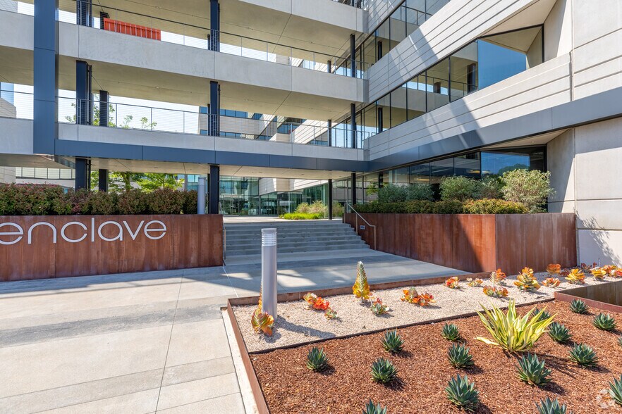 More Photos Of 9808 Scranton Rd, San Diego Office For Lease