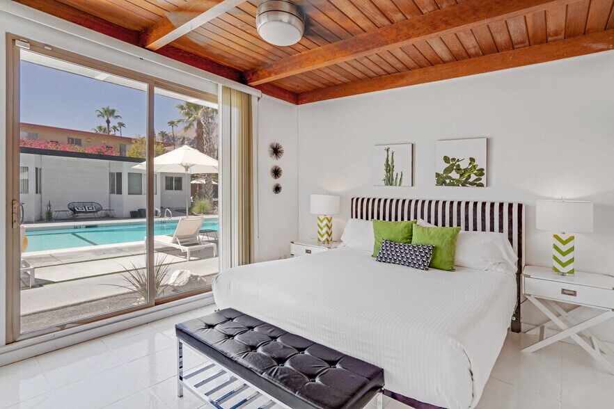 More Photos Of 350 S Belardo Rd, Palm Springs Hotel For Sale