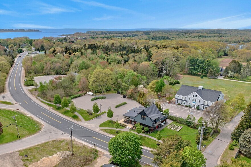 More Photos Of 517 Ocean House Rd, Cape Elizabeth Restaurant For Sale