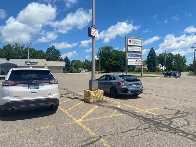 More Photos Of 2270 Ballenger Hwy, Flint Unknown For Lease