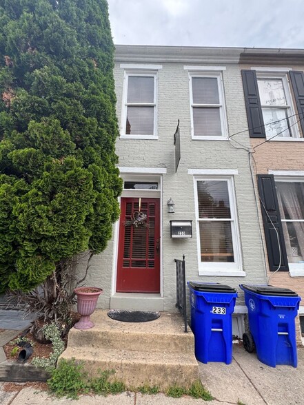 Primary Photo Of 233 W Patrick St, Frederick Office For Sale