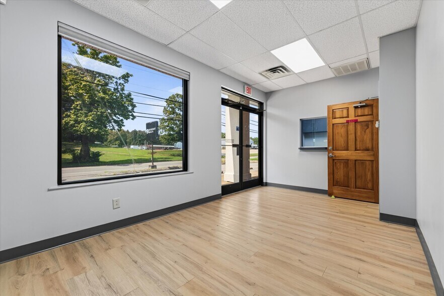 More Photos Of 2143a-2145 Old Ashland City Rd, Clarksville Freestanding For Lease
