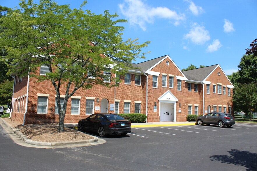 More Photos Of 1835 Forest Dr, Annapolis Office For Sale
