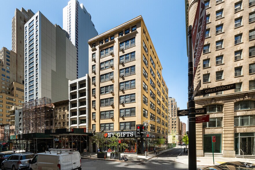 More Photos Of 110 Greenwich St, New York Apartments For Lease