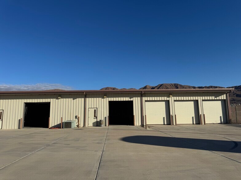 More Photos Of 36184 1st St, Yermo Warehouse For Lease