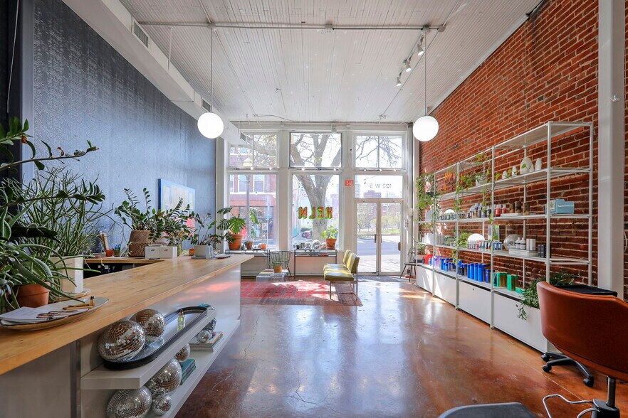 More Photos Of 120-122 W 5th St, Kansas City Storefront Retail Residential For Sale