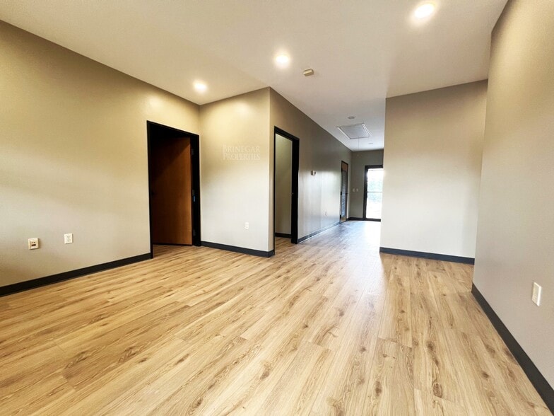 More Photos Of 140 Market St, Georgetown Office For Lease