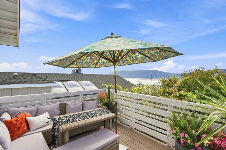 More Photos Of 45 San Rafael St, Avila Beach Apartments For Sale