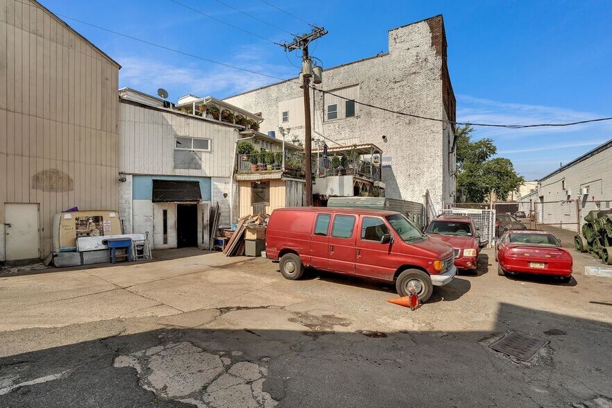 More Photos Of 245-249 Verona Ave, Newark Manufacturing For Sale