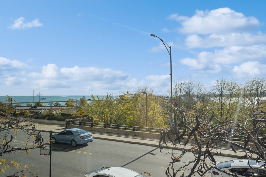 More Photos Of 400 E Randolph St, Chicago Apartments For Sale