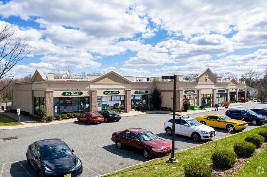 Primary Photo Of 99 Ridgedale Ave, Cedar Knolls Unknown For Lease