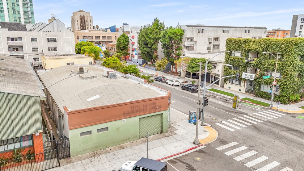 More Photos Of 434 3rd St, Long Beach Distribution For Sale