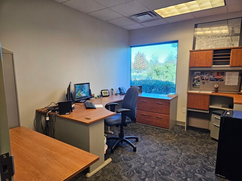 More Photos Of 3500 Contractors Dr, Midland Manufacturing For Sale