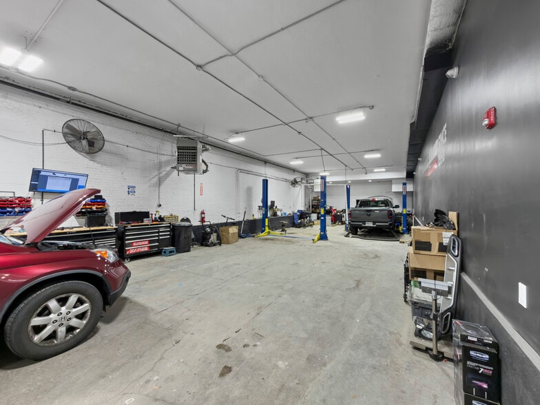 More Photos Of 42 Kirk St, Methuen General Retail For Sale