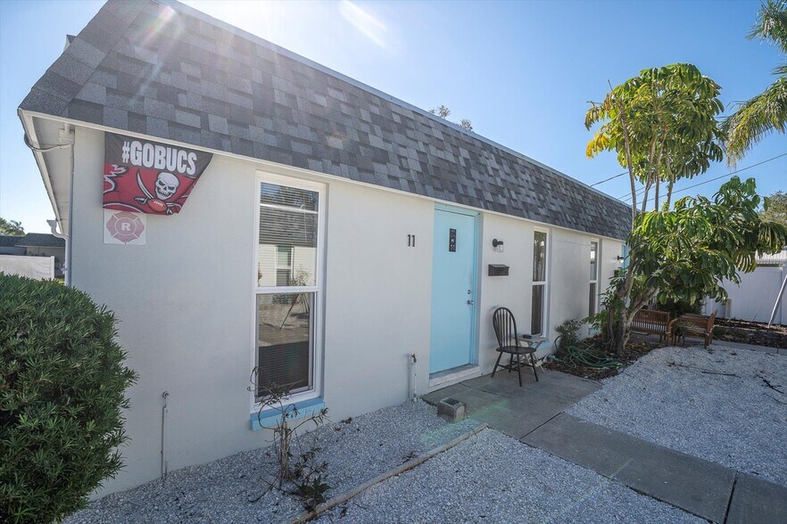 More Photos Of 885 Beltrees St, Dunedin Apartments For Sale