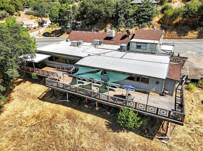 More Photos Of 42155 Highway 41, Oakhurst Restaurant For Sale