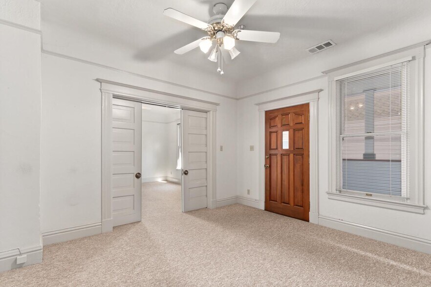 More Photos Of 2224 J St, Sacramento General Retail For Sale